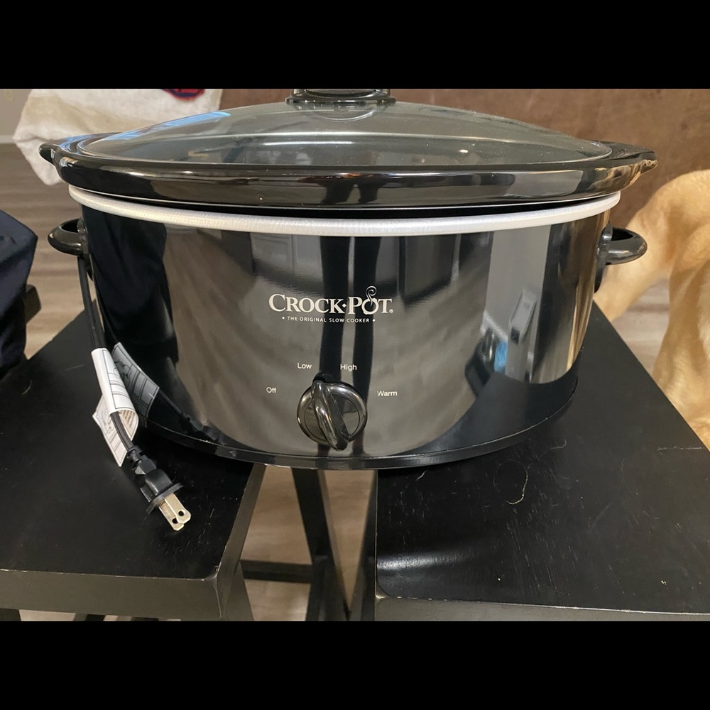 Brand new crockpot